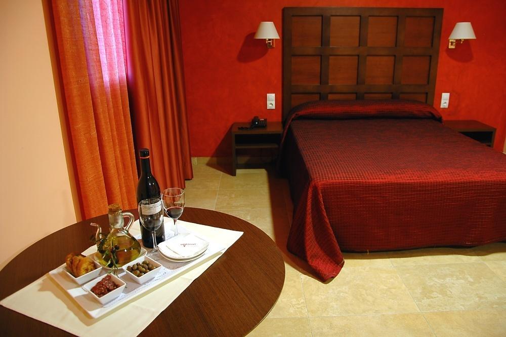 Hotel Salat Resort เลสบลอเกส บลังเกส ห้อง รูปภาพ
